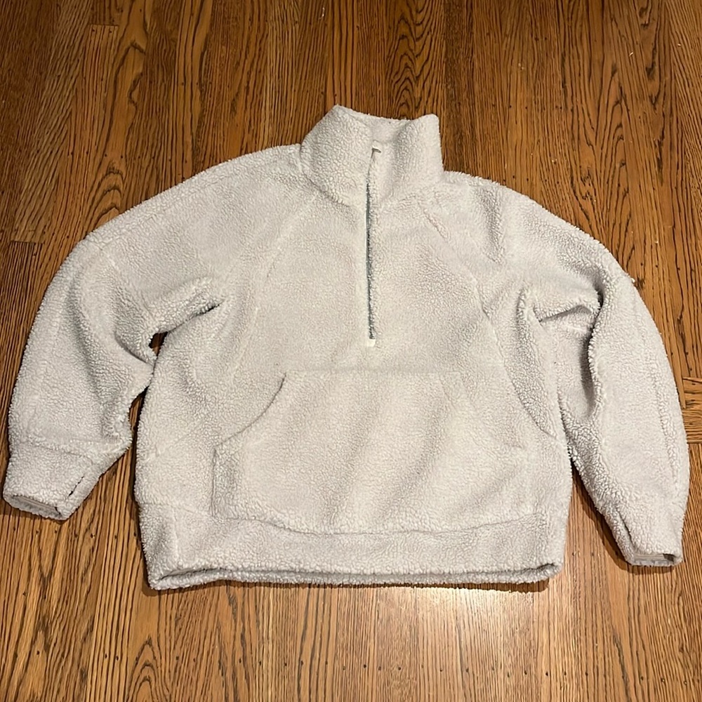 Lululemon Pullover - image 1